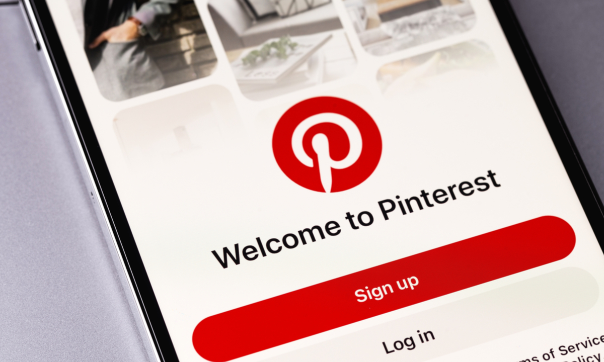 Pinterest Bets on AI Tools to Fend Off Chatbot Rivals