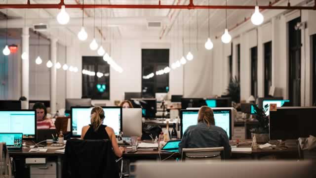 Plug Power, Inc. (PLUG) Is a Trending Stock: Facts to Know Before Betting on It