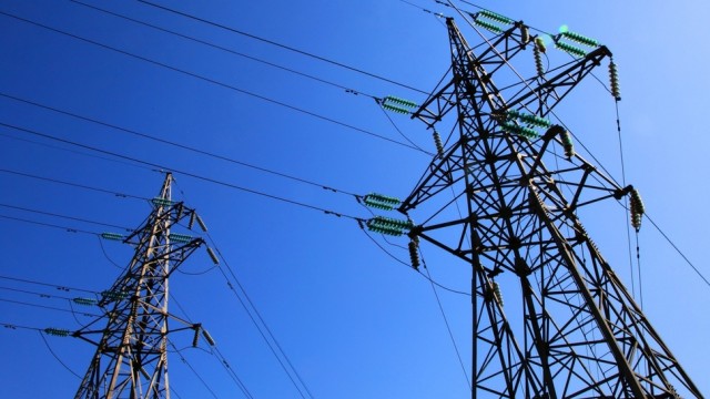 Power and water utility companies slump after election call, National Grid rights issue