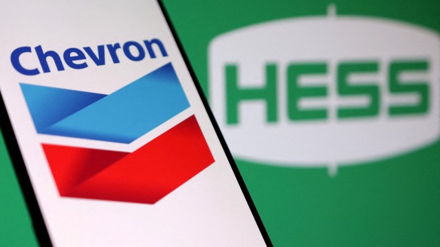 Proxy adviser Glass Lewis urges Hess shareholders accept Chevron takeover offer