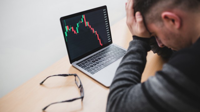 Public Storage Has Crashed: Buy, Hold, Or Sell?