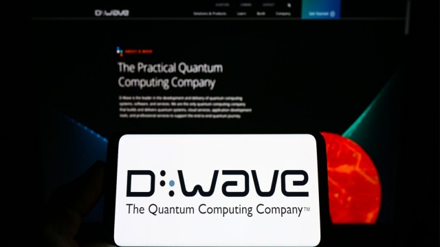 Foto von QBTS Stock Alert: D-Wave Quantum Surges After SPAC Debut