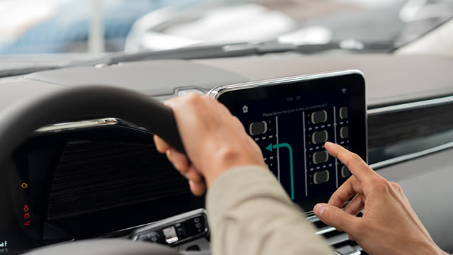 Qualcomm Vs. Peers: Is It Still The Smart Play?