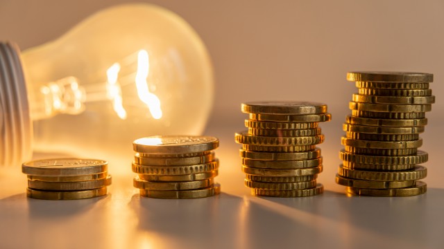 https://images.financialmodelingprep.com/news/qylg-the-better-cousin-of-qyld-20240102.jpg
