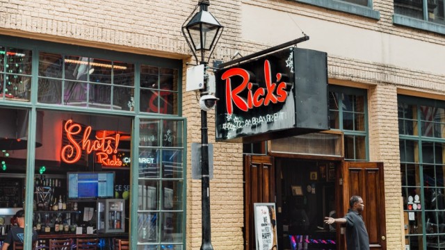 RCI Hospitality Shares Swing Wildly Following Raid Allegations From Short Report: What Investors Should Know - RCI Hospitality Hldgs (NASDAQ:RICK)