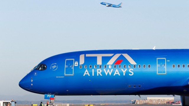 Regulators leaning towards clearing Lufthansa deal for ITA, sources say