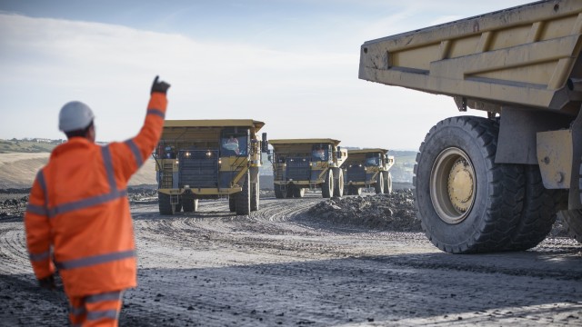 Rio Tinto Vs. BHP: Only One High-Yield Miner Is A Buy
