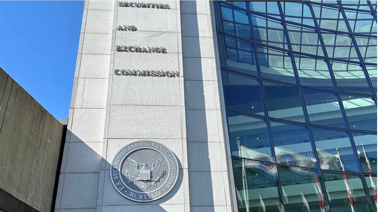 Ripple's Schwartz Says SEC Treated XRP Like a Security Despite Calling the Crypto ‘Just Code'