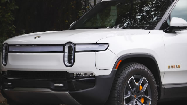 Rivian Halts Amazon Van Production Because of a Parts Issue