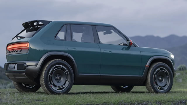 Foto von Rivian Is Too Small to Survive