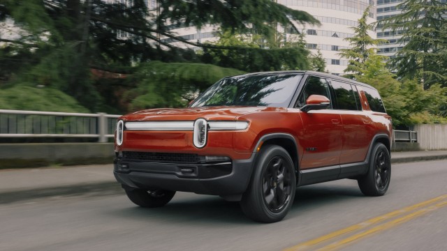 Rivian redesigns all-electric R1 pickup and SUV, adds Nvidia chips and improves performance