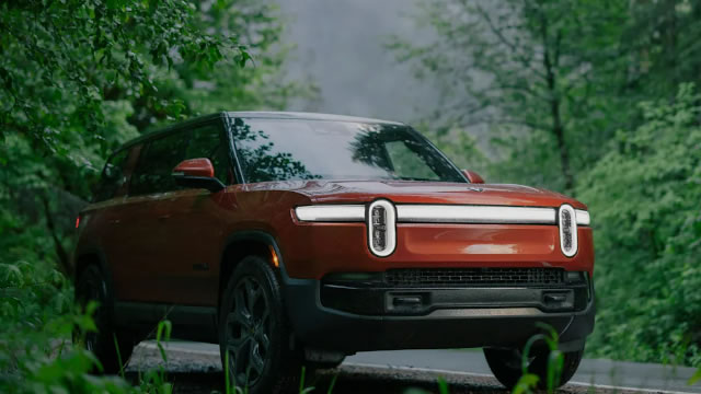 Foto von Rivian Stock Rises as EV Maker Finalizes $6.6B DOE Loan to Build Georgia Plant