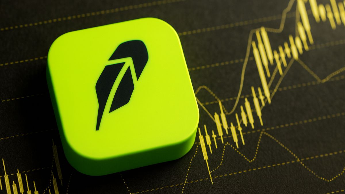 Robinhood Chain Barely Pays Ethereum: Tom Lee's Bull Case Is Refuted by His Own Data