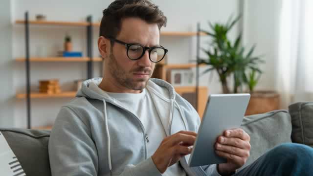 Robinhood Markets, Inc. (HOOD) Stock Sinks As Market Gains: Here's Why