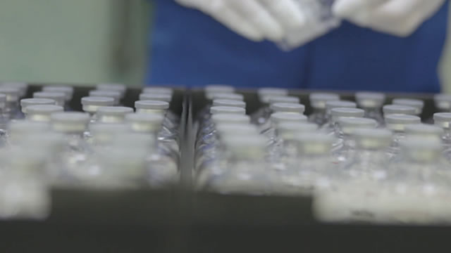 Roche reintroduces recalled eye implant in US