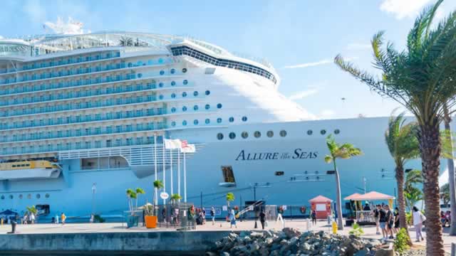 Royal Caribbean Q1 Earnings Surpass Estimates, Revenues Miss
