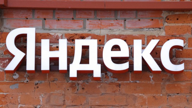 https://images.financialmodelingprep.com/news/russias-yandex-beats-fy-revenue-target-after-google-pulls-advertising-20230215.jpg