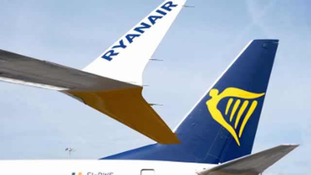 Ryanair (RYAAY) is a Top-Ranked Value Stock: Should You Buy?