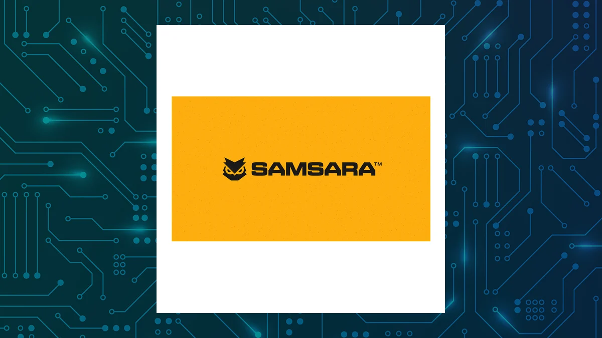 Samsara (NYSE:IOT) CAO Sells $92,120.75 in Stock