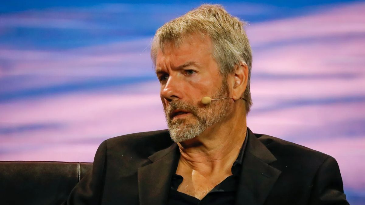 Saylor Holds Firm on Bitcoin Strategy Despite Alarms Over Strategy's Financial Structure