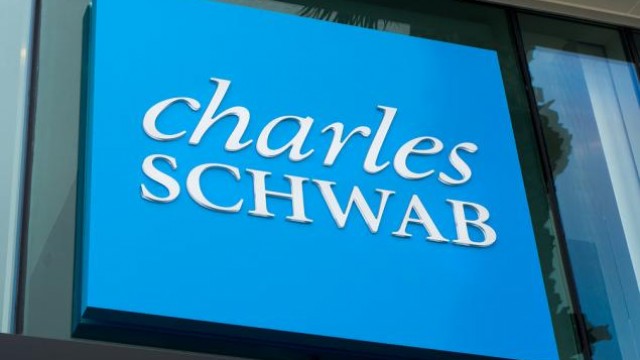 Schwab (SCHW) Slides on Disappointing Q2 Earnings & NIM View