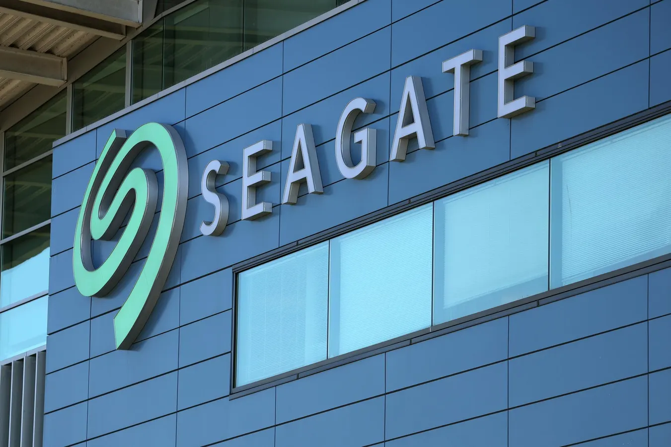Seagate Stock Declined 13% In A Week. Have You Assessed The Risk?
