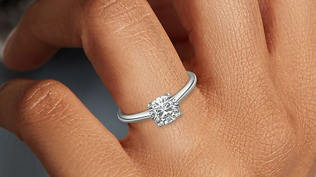 https://images.financialmodelingprep.com/news/seattle-jewelry-company-blue-nile-is-going-public-again-20220613.jpg