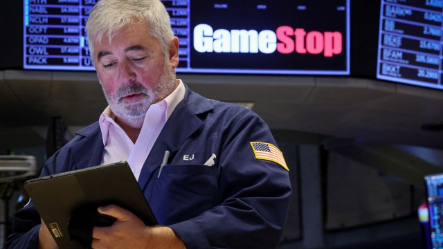 Servers for GameStop annual shareholder meeting crash due to overwhelming interest