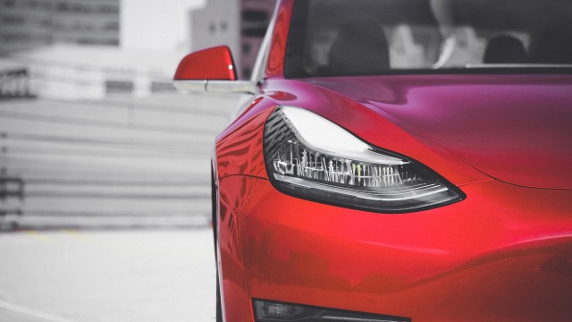 Shareholder approval for Musk's pay package ‘removes $25 overhang on Tesla stock'