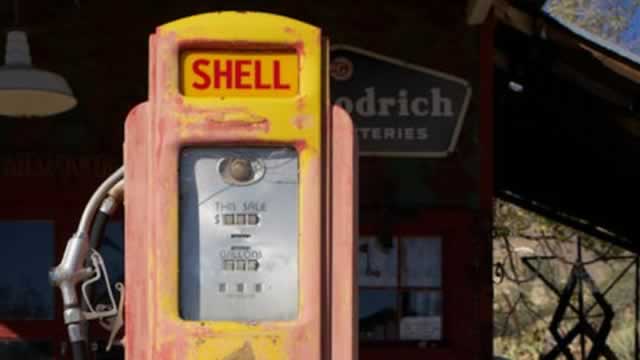 Shell sees another veteran depart as executive overhaul continues