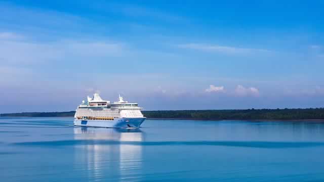 Should Investors Hold or Fold RCL Stock Ahead of Q2 Earnings?
