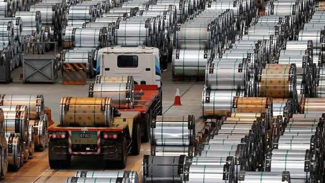Foto von Should Value Investors Buy Salzgitter (SZGPY) Stock?