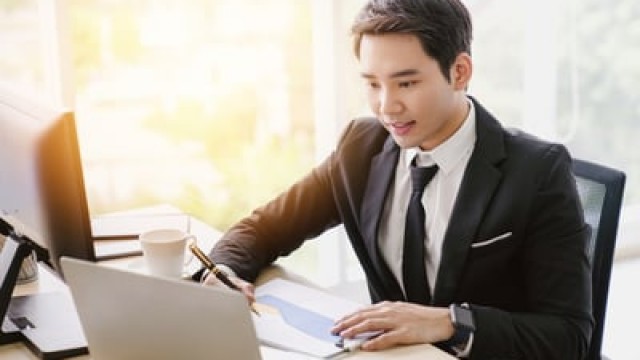 Should You Buy Dell Technologies Stock After Its Post-Earnings Sell-Off?