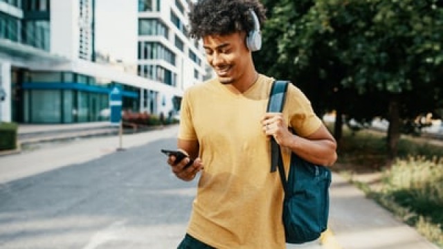 Should You Buy Solana Right Now While It's Below $200?