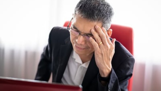 Should You Buy the 3 Highest-Paying Dividend Stocks in the Dow Jones?