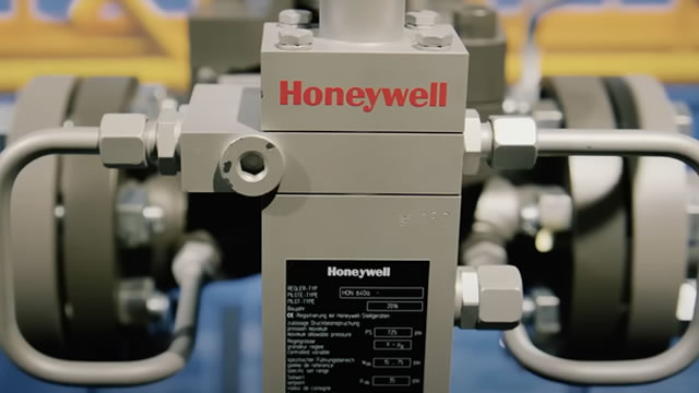 Should You Buy the Honeywell Aerospace Spinoff?