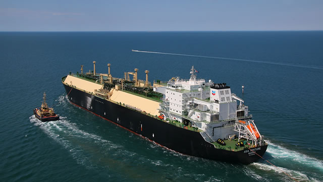 Should You Buy the Third-Highest Yielding Stock in the Dow Jones Industrial Average?