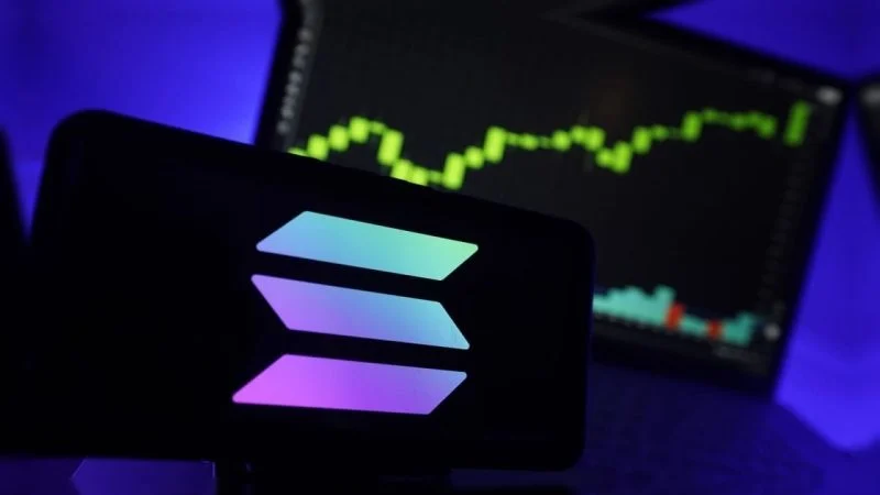Solana hosts $79M in tokenized stocks, Robinhood Chain follows with $73M