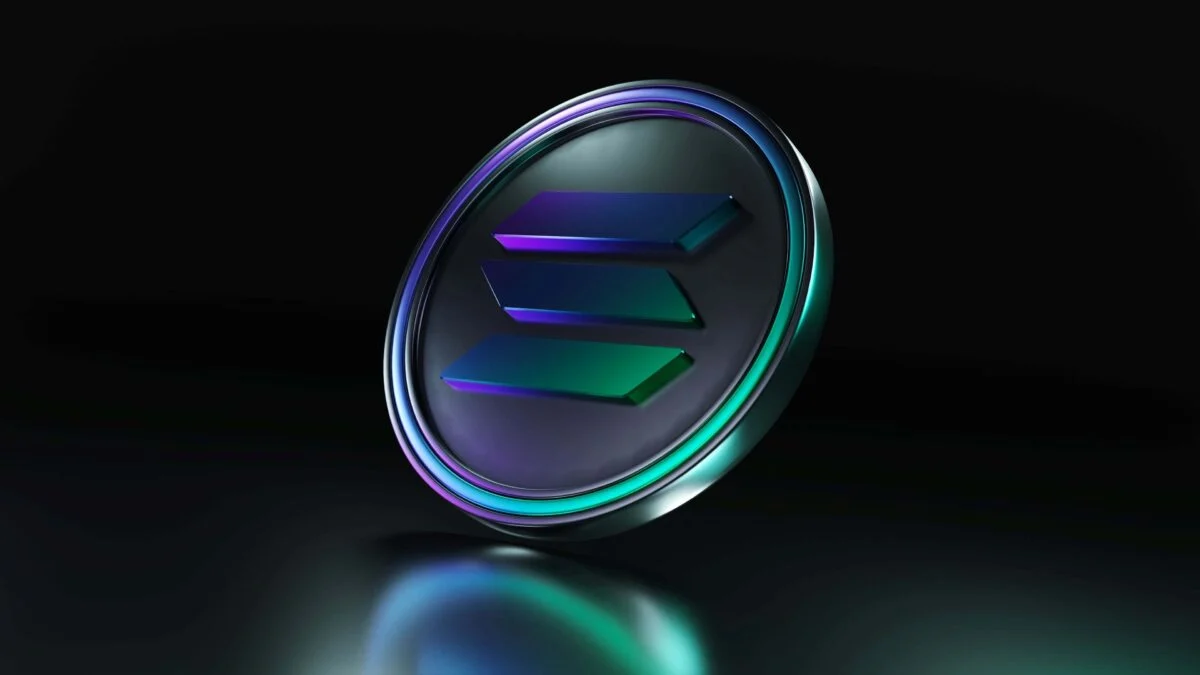Solana Price Falls as Forward Moves 455K SOL to Coinbase Prime