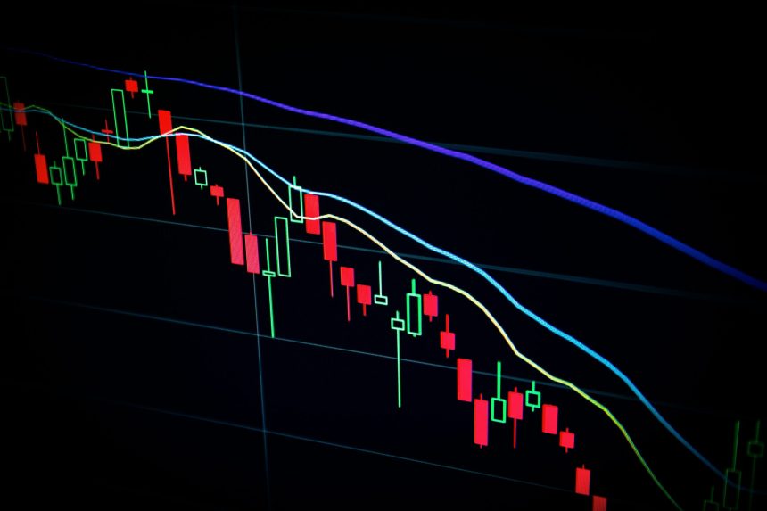 Solana Tests $77 Support As Risk-Off Pressure Spreads Across Layer 1s