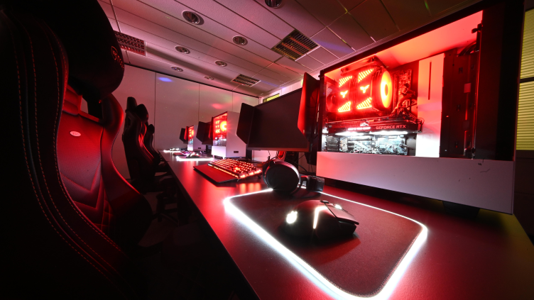 Article image for Solana-Based MMO 'Star Atlas' Aims for 2025 Launch After Surviving FTX Collapse and Financial Setbacks