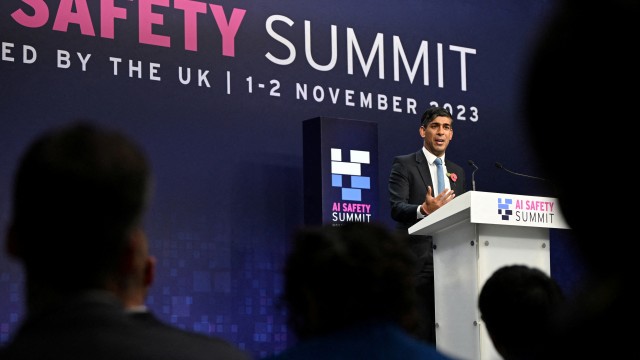 South Korea, UK to co-host second global AI summit as boom fans risks