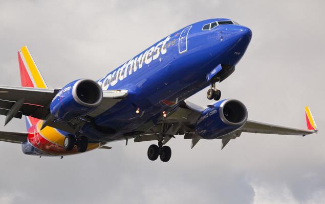 Southwest Airlines Q3 Earnings Beat, Revenues Lag Estimates