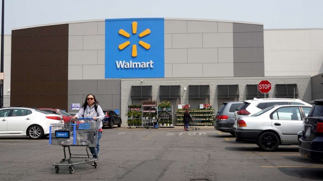 S&P 500 Gains and Losses Today: Walmart Stock Soars After Strong Earnings Report