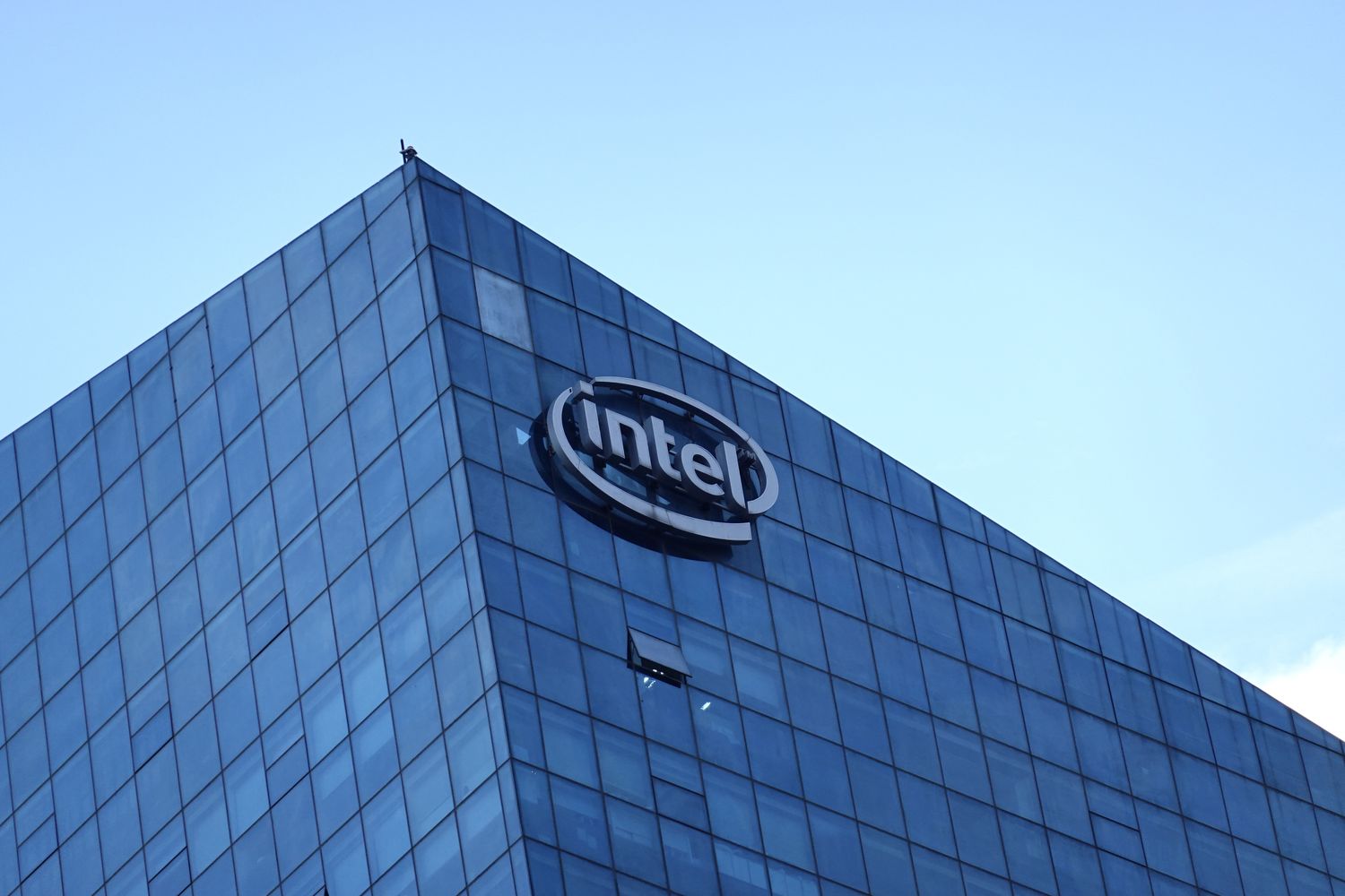 S&P 500 Gains & Losses Today: Intel Stock Jumps After Nvidia Buys Stake; FactSet Falls