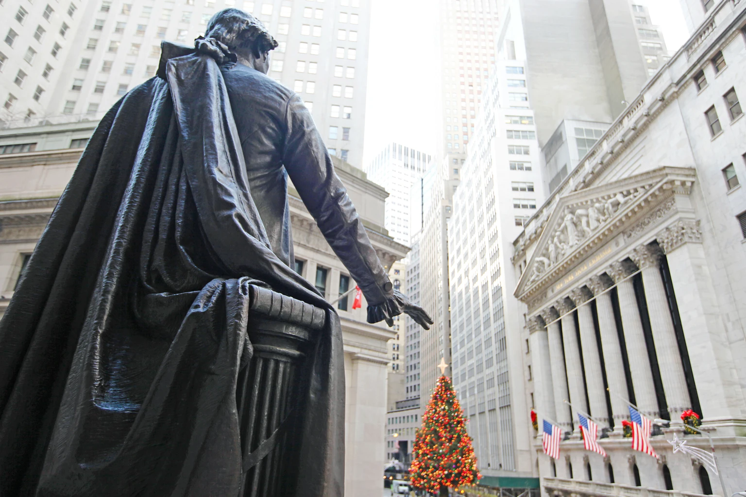 S&P Global: A Strong Buy Due To Wide Moat And Strong Growth Prospects