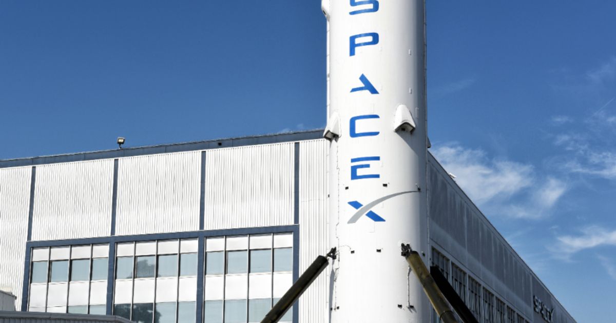 SpaceX seen on cusp of Starlink growth surge as UBS highlights V3 satellite opportunity
