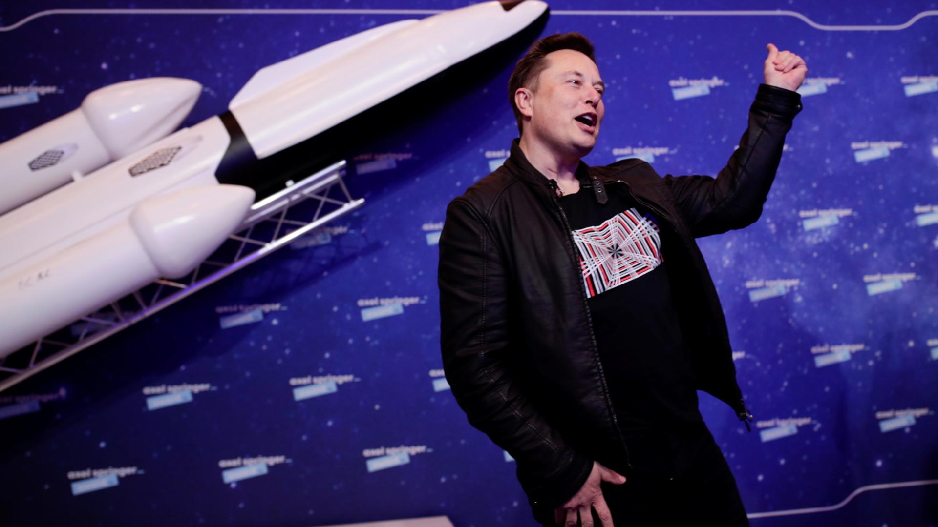 SpaceX tops Wall Street revenue forecast, posts $540 million loss on bitcoin holdings