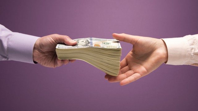 SPYD: Underperforming Dividend ETF Due To Sector Weighting