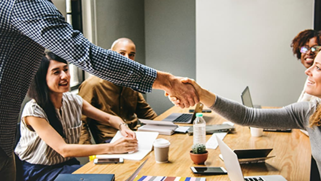Foto von Stantec (STN) Earnings Expected to Grow: Should You Buy?